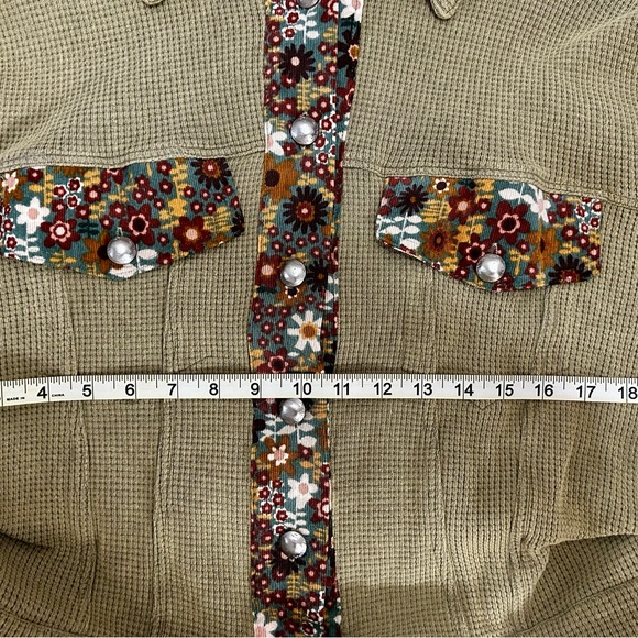 POL Olive and Floral Jean Jacket - Picture 5 of 6